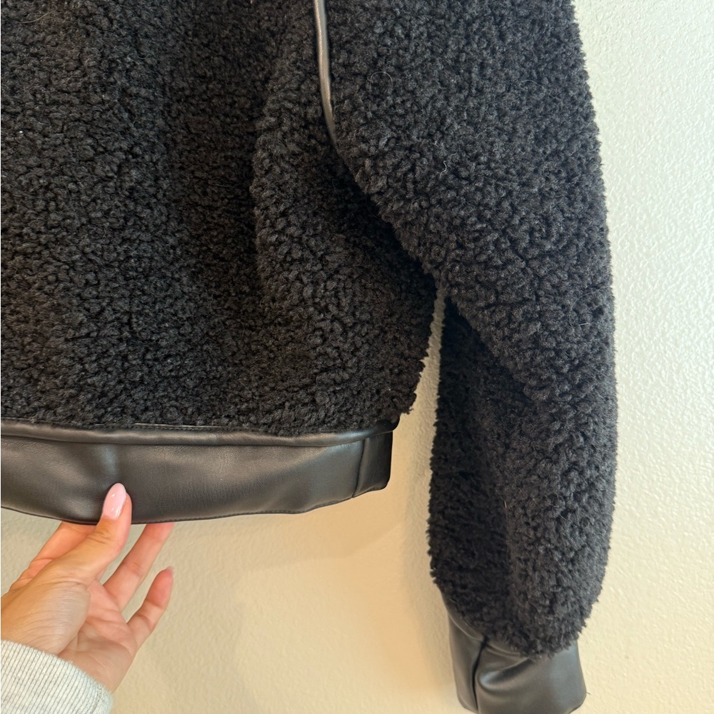 Ruve Javan Sherling Jacket Black - Picture 6 of 11